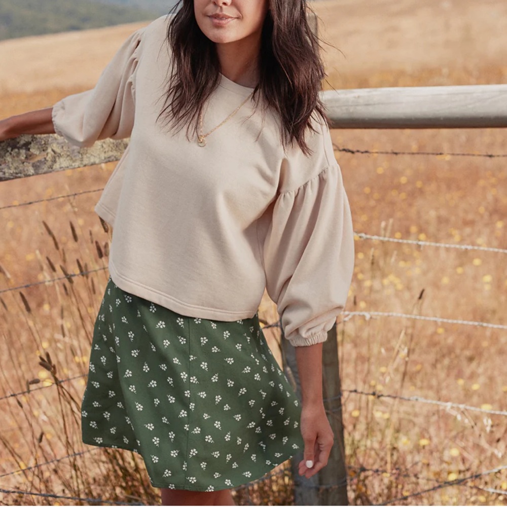 Marine Layer Bonnie Mini Skirt in Green Modern Ditsy - Picture 2 of 6